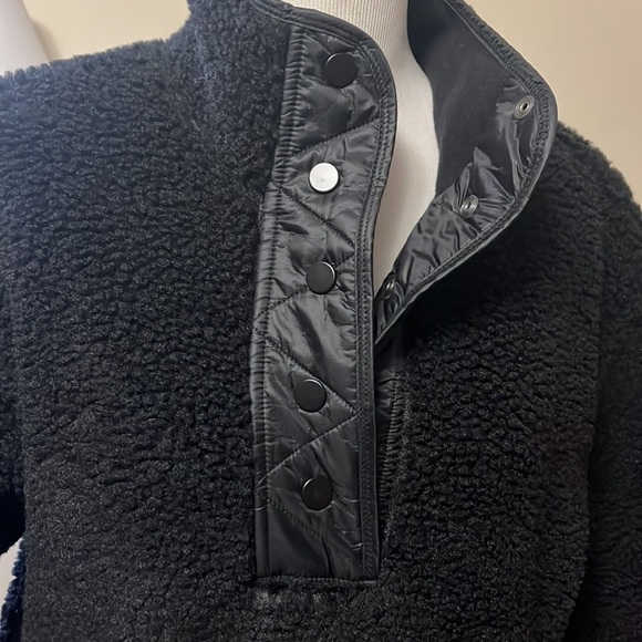 Athleta black cozy Sherpa snap 1/4 snap sweatshirt, small, new - Picture 2 of 14